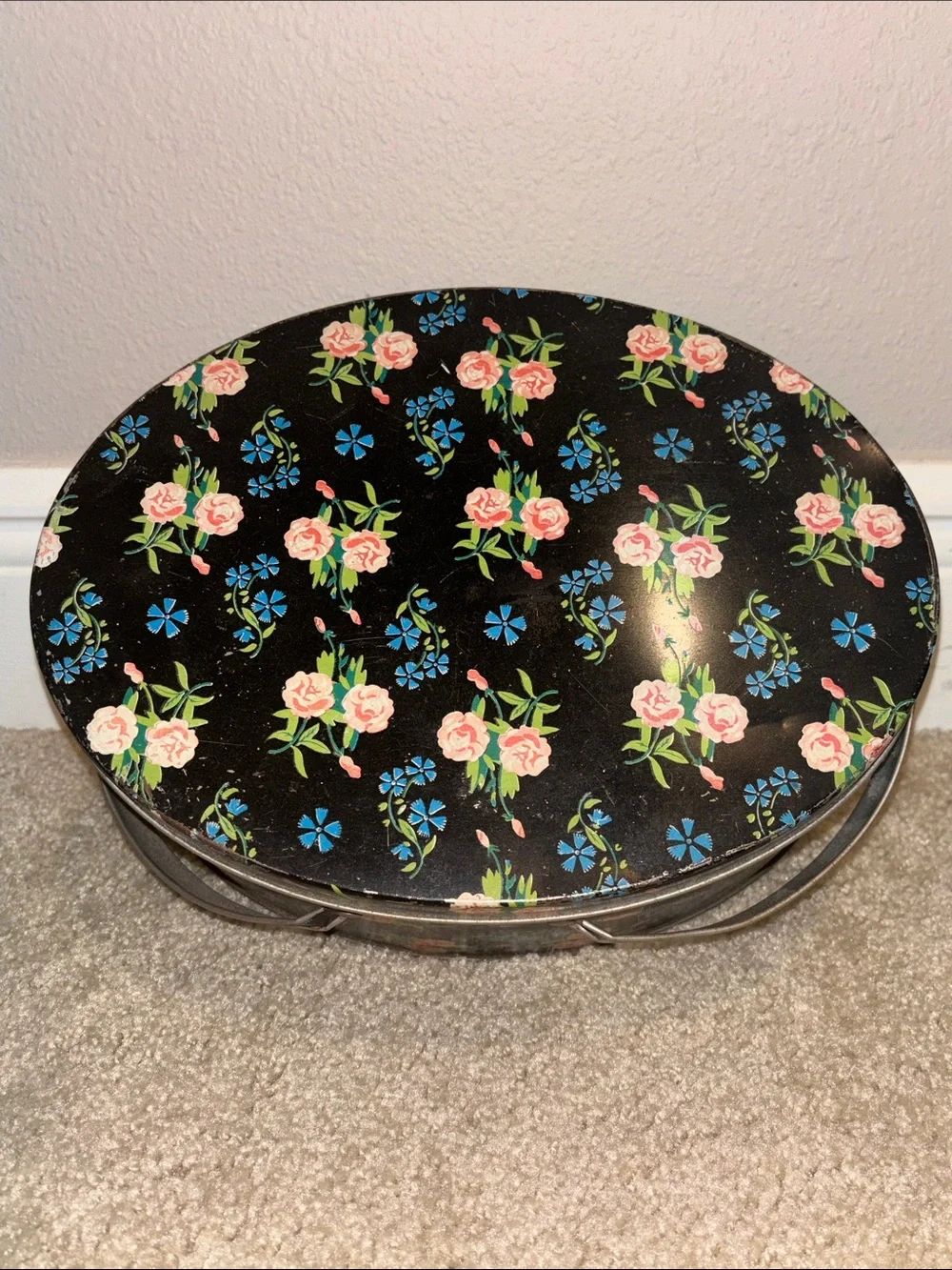 None black oval